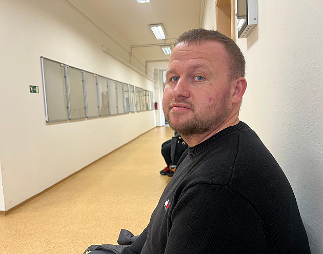 Politici znesváření kvůli pomluvám kývli na smír, soudní tahanice trvala sedm let