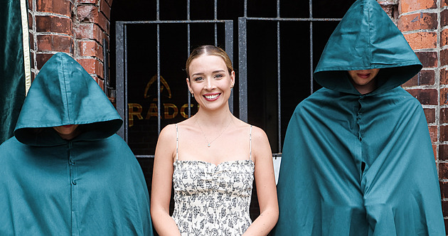 Lidi si moc do života nepouštím. Závidím novým Zrádcům, říká Nicole Šáchová