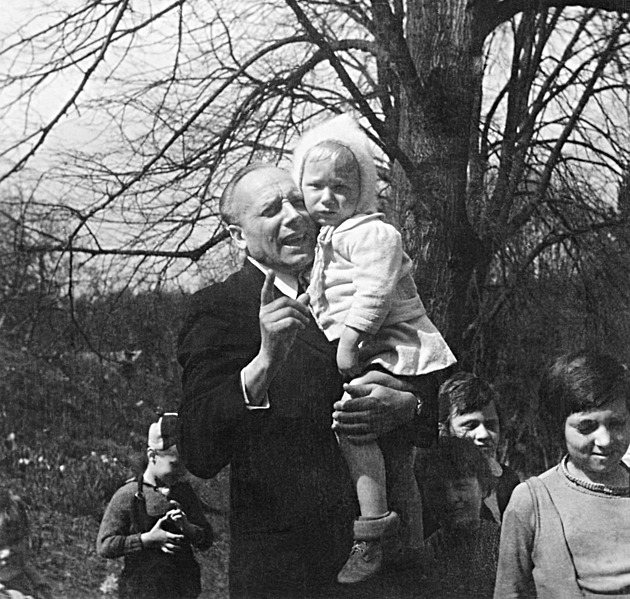 Terezín připomíná „českého Wintona“. Pomáhal i židovským a německým dětem