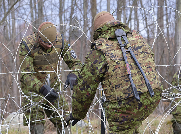 Estonci vyhloubí podél hranice s Ruskem desítky kilometrů protitankových příkopů