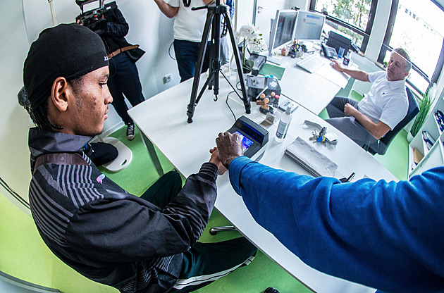 Že by si Němci začali na migraci zvykat? Zdání klame, pod povrchem to bublá