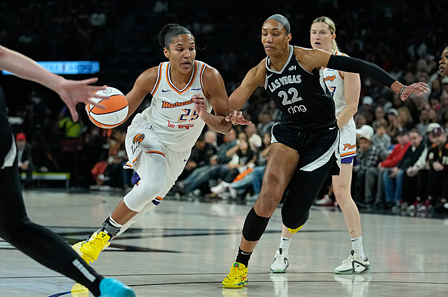Las Vegas slaví první výhru ve finále WNBA, Thomasové těsně nevyšel triple double