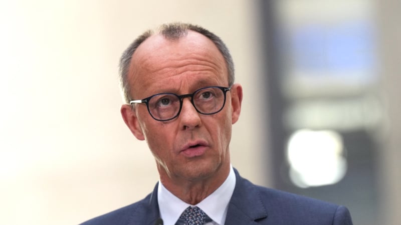 „Udělám pro to vše.“ Německý kancléř Merz chce zrušit zákaz spalovacích motorů po roce 2035