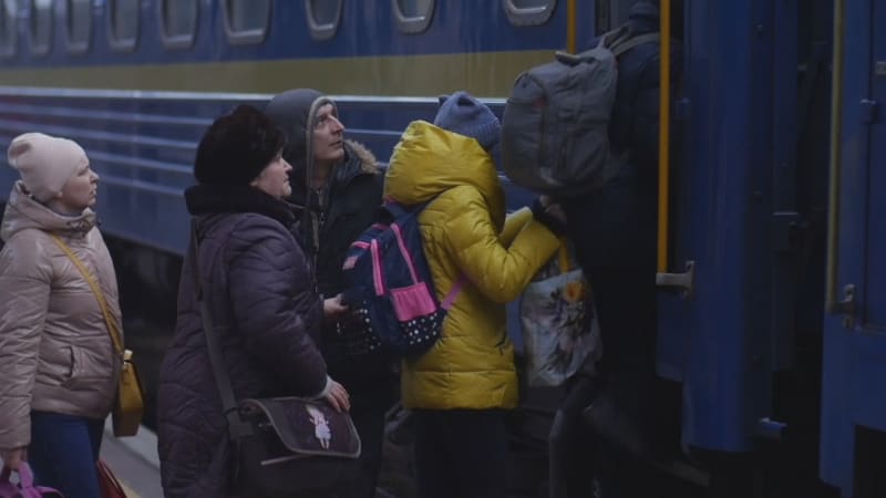 Nový exodus z Ukrajiny: V Německu rostou počty uprchlíků až desetinásobně. Míří i do Česka