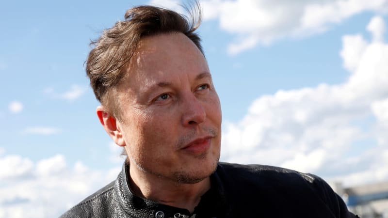Téměř bilion dolarů pro Muska. Tesla schválila plán odměňování, miliardář přepisuje historii