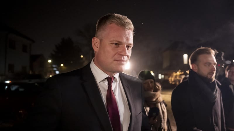 Turek na ministerstvu? Vtip roku, ostuda je i jako poslanec, kritizuje koalice