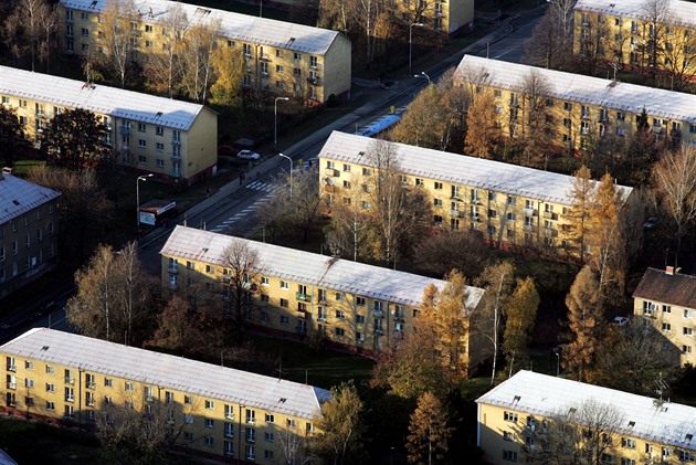 Na pěkné byty k pronájmu se stojí fronty, u starších cena neroste