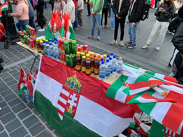 Politická kampaň v Maďarsku vrcholí. Výsledky voleb ovlivní EU, tvrdí experti