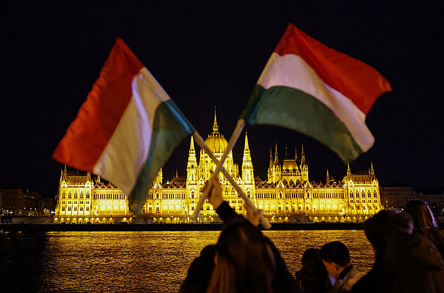 Volby v Maďarsku ONLINE: Opoziční Tisza získá ústavní většinu, naznačují výsledky
