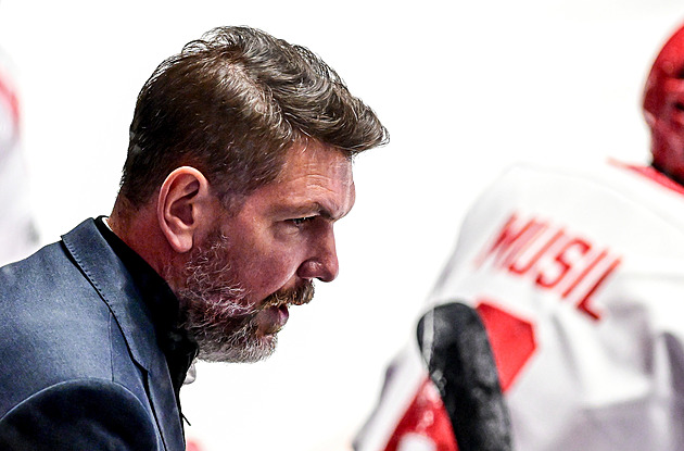 Třinečtí oceláři se zase rvali o titul a jejich trenér Žabka si uhrál novou smlouvu