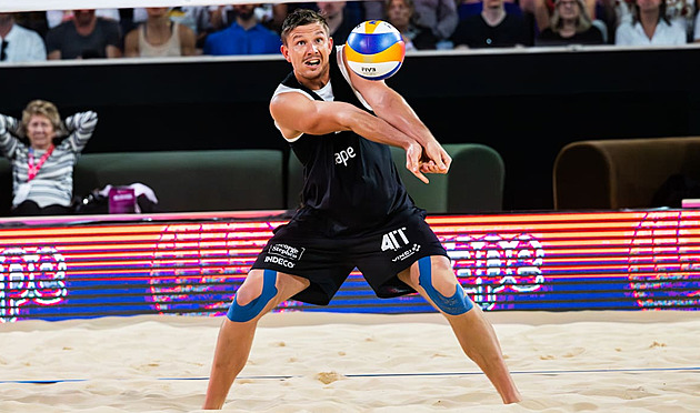 Schweiner a Trousil podlehli Australanům, na písku v Číně skončili devátí