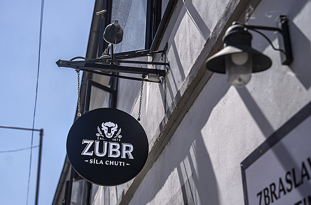 Pivní expanzi do Čech započala Kofola na Zbraslavi. Táhnout ji má Zubr