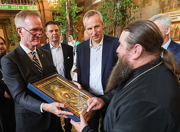 Americký činitel předal v Petrohradu Trumpův dar. Nic o tom nevím, tvrdí Rubio