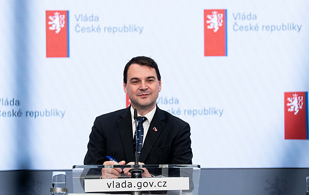 Macinka je proti sankcím vůči „strašnému“ ministrovi Izraele. Udělají z něj oběť, míní