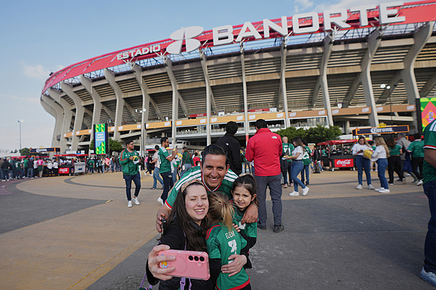 Co když fanoušci nevědí, že žijeme z dýšek? Hospody v USA naúčtují k útratě přirážku