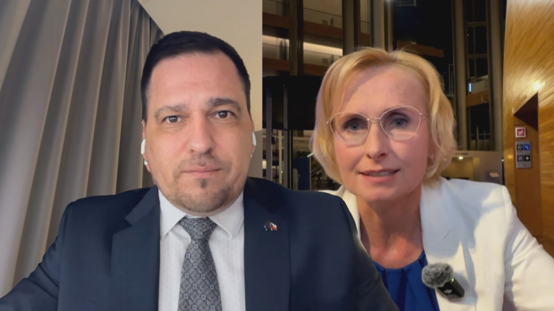 Můžeme být rádi za Ukrajince místo Somálců, řekl Zdechovský. Konečná takhle uvažovat odmítá