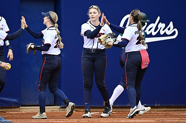První výhra v domácí základní části MS, softbalistky s přehledem porazily Kubu