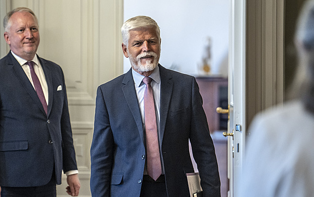 Prezident automaticky vede delegaci. O programu si sám rozhodnu, řekl Pavel