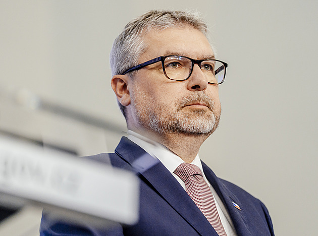 Vláda chce letos navýšit částku na boj se suchem, řekl ministr Šebestyán