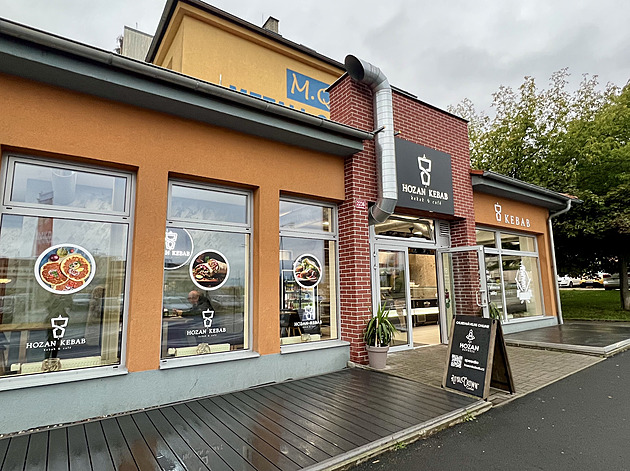 Nelegální kebab v Mostě opět funguje. Zavřít ho? Krajní řešení, míní radnice