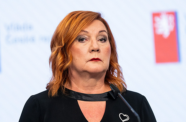 Schillerová navrhuje schodek 389 miliard, na obranu dá vláda 2 procenta HDP