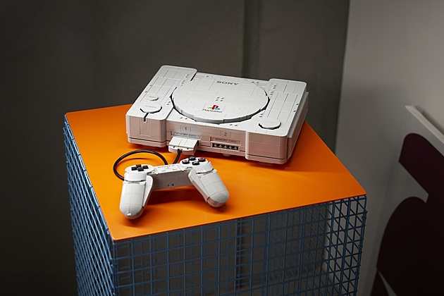 Legendární první PlayStation vyjde v říjnu ve stylové Lego verzi
