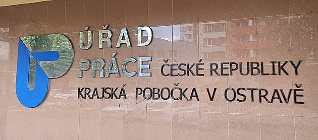 Přituhuje. V Moravskoslezském kraji přibylo za rok šest tisíc lidí bez práce
