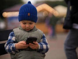 Discord zavádí kontrolu věku pro všechny. Přes 90 % uživatelů ji ani nepozná