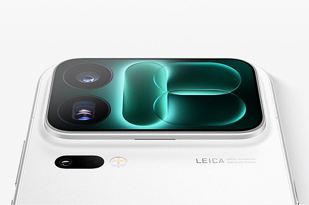 Se jménem se opičí po Applu, ale tyto vychytávky nový iPhone rozhodně nemá